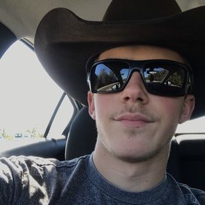 Meet your Posher, Noah